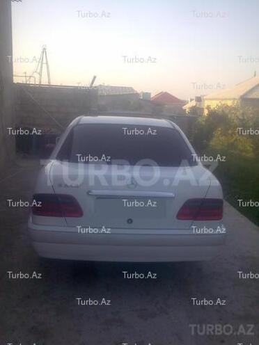 Mercedes E 240 1998, 250,000 km - 2.4 л - Bakı
