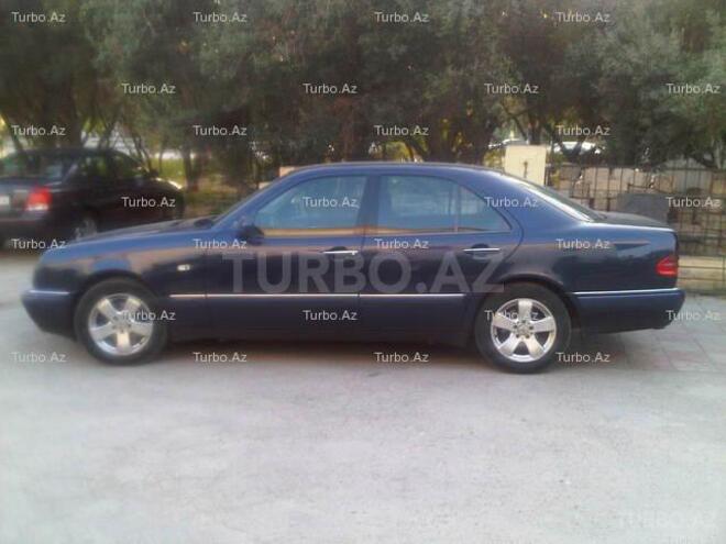 Mercedes E 200 1999, 110,000 km - 2.0 l - Bakı