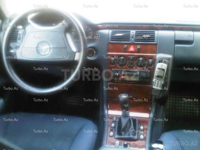 Mercedes E 200 1999, 110,000 km - 2.0 l - Bakı