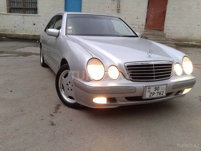 Mercedes E 240 2001, 118,997 km - 2.4 l - Sumqayıt