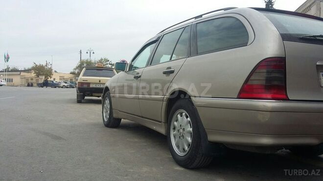 Mercedes C 220 1999, 224,804 km - 2.2 l - Bakı