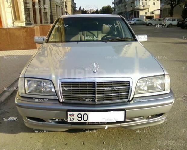 Mercedes C 220 1999, 178,255 km - 2.2 l - Bakı