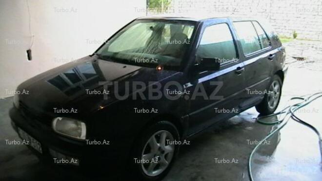 Volkswagen Golf 1995, 320,000 km - 1.6 l - Bakı