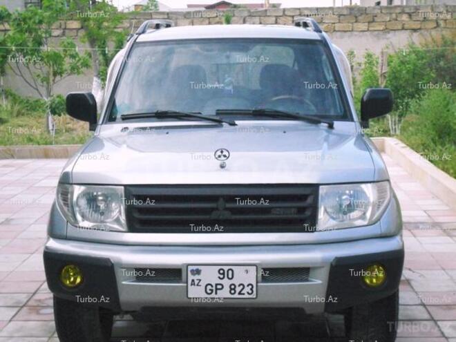 Mitsubishi Pajero io 1999, 120,000 km - 1.8 l - Bakı