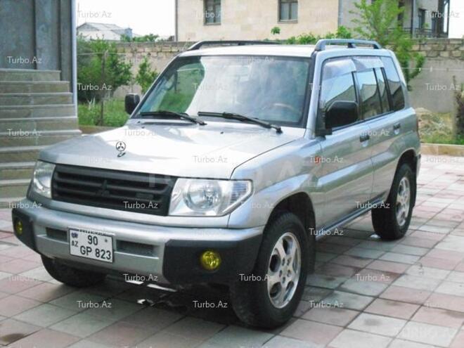 Mitsubishi Pajero io 1999, 120,000 km - 1.8 l - Bakı