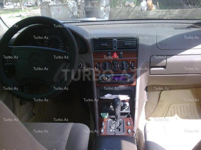 Mercedes C 200 1996, 230,000 km - 2.0 л - Bakı