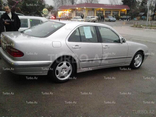 Mercedes E 280 1999, 152,000 km - 2.8 l - Bakı