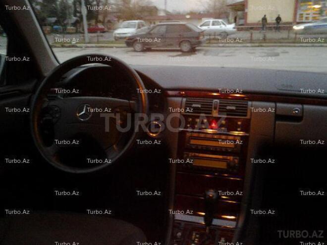 Mercedes E 280 1999, 152,000 km - 2.8 l - Bakı