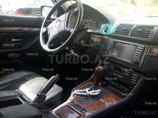 BMW 528 2000, 195,000 km - 2.8 l - Bakı