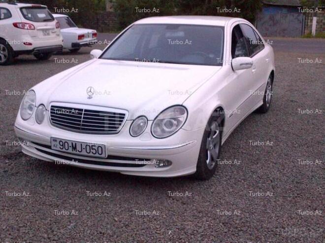 Mercedes E 320 2003, 242,000 km - 3.2 l - Bakı