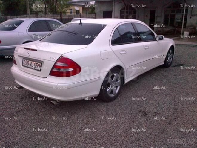 Mercedes E 320 2003, 242,000 km - 3.2 l - Bakı