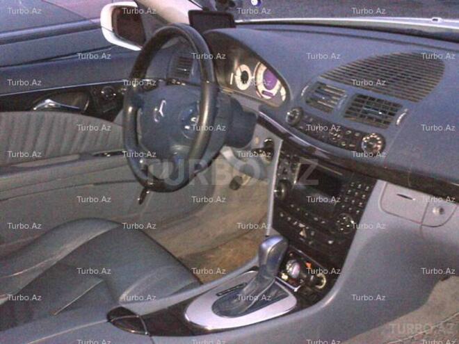 Mercedes E 320 2003, 242,000 km - 3.2 l - Bakı