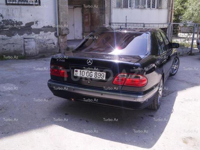Mercedes E 240 2000, 196,000 km - 2.6 l - Bakı