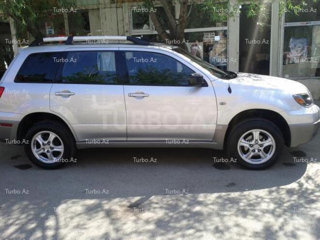 Mitsubishi Outlander 2003, 92,000 km - 2.4 l - Bakı