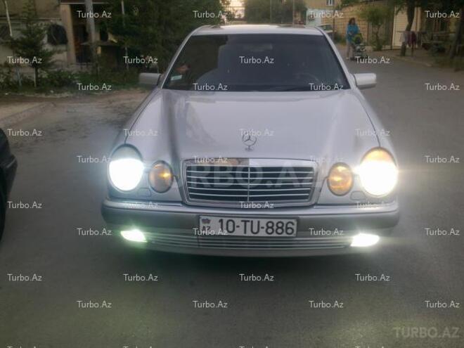 Mercedes E 280 1996, 290,940 km - 2.8 l - Bakı