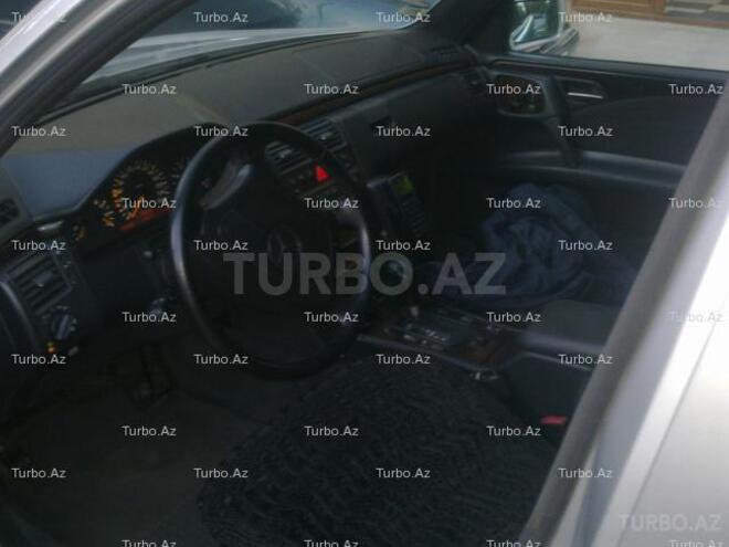 Mercedes E 280 1996, 290,940 km - 2.8 l - Bakı