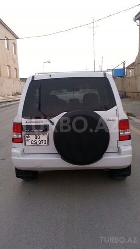 Mitsubishi Pajero io 1999, 374,000 km - 1.8 l - Bakı
