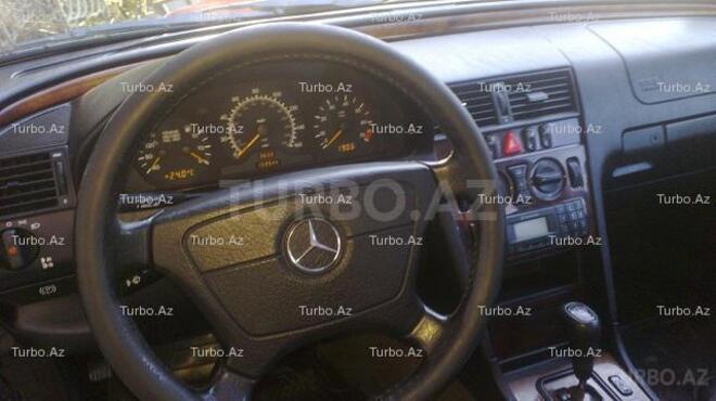 Mercedes C 230 1999, 179,000 km - 2.3 l - Bakı