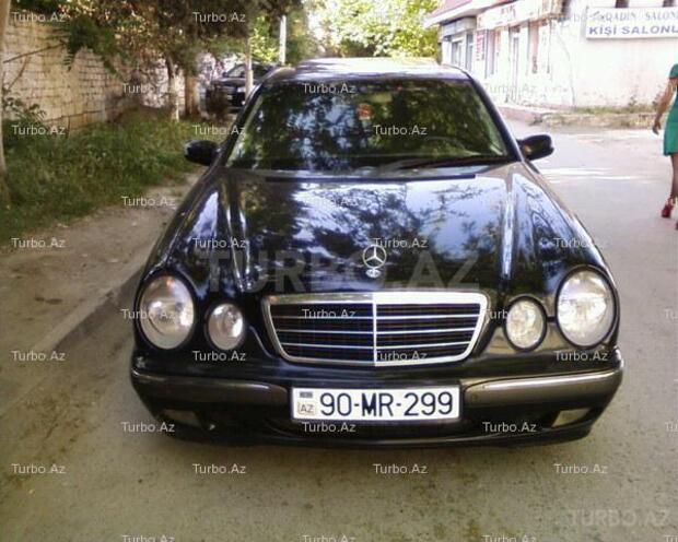 Mercedes E 270 2000, 222,000 km - 2.7 l - Bakı