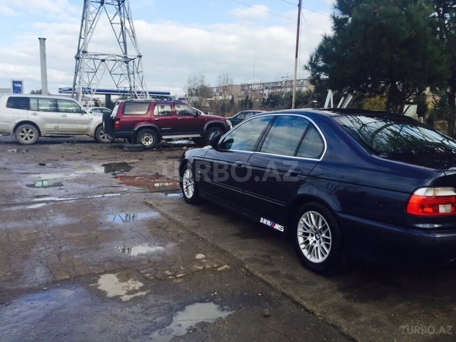 BMW 535 2002, 238,000 km - 3.5 l - Sumqayıt