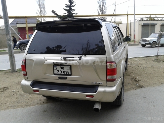 Nissan Pathfinder 2001, 240,000 km - 3.5 l - Bakı