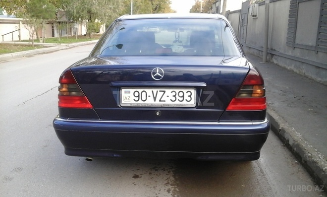 Mercedes C 180 1999, 215,000 km - 1.8 л - Bakı
