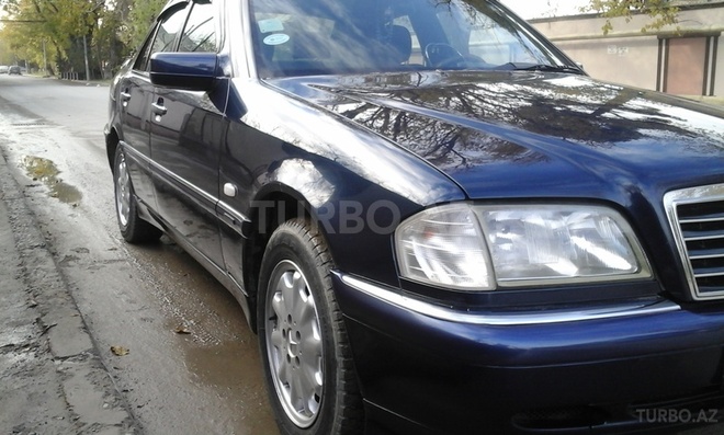 Mercedes C 180 1999, 215,000 km - 1.8 л - Bakı