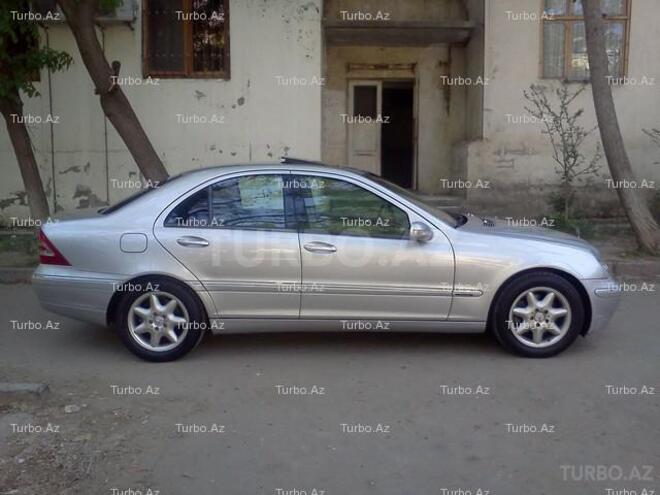 Mercedes C 240 2000, 178,000 km - 2.6 l - Bakı