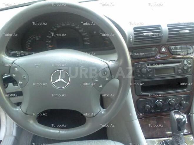 Mercedes C 240 2000, 178,000 km - 2.6 l - Bakı
