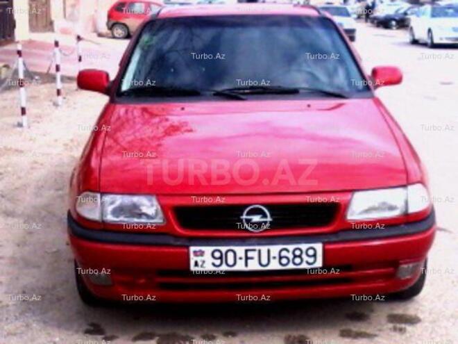 Opel Astra 1997, 200,000 km - 1.6 л - Bakı