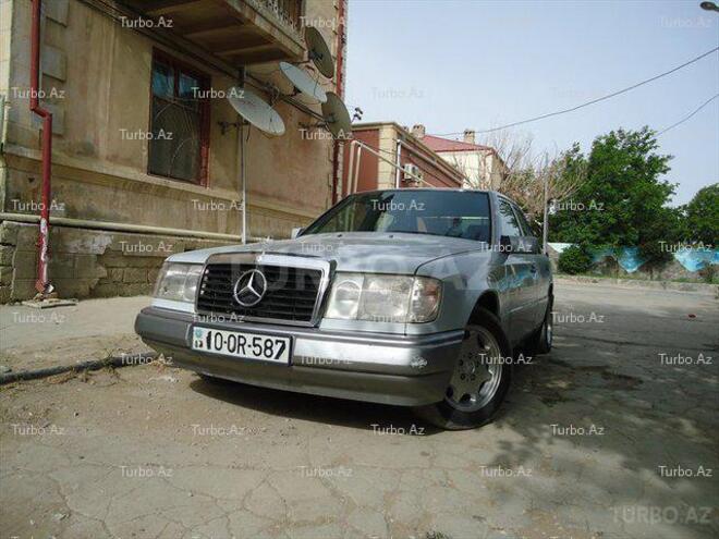 Mercedes E 200 1991, 250,000 km - 2.0 l - Bakı