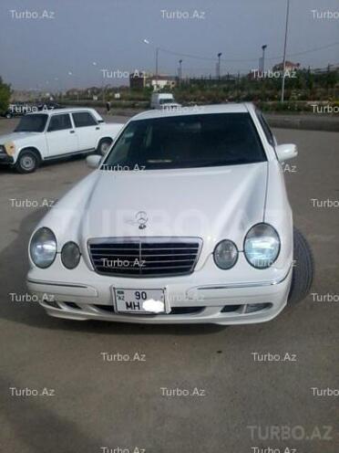 Mercedes E 240 2000, 111,000 km - 2.6 l - Bakı