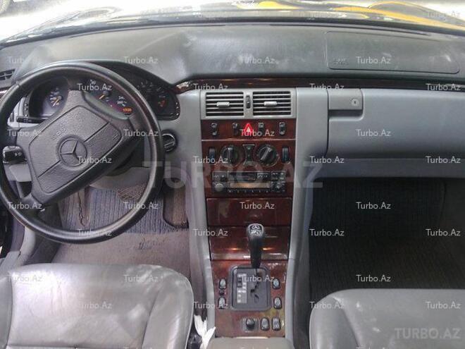 Mercedes E 280 1996, 146,500 km - 2.8 l - Bakı