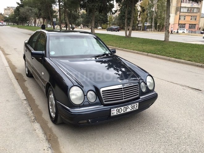 Mercedes E 240 1998, 170,000 km - 2.4 л - Bakı
