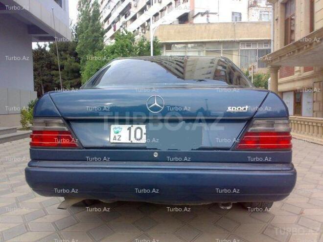 Mercedes  1988, 225,200 km - 2.3 l - Bakı