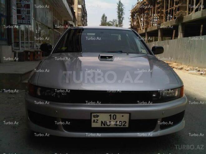 Mitsubishi Galant 2001, 240,000 km - 2.0 l - Bakı