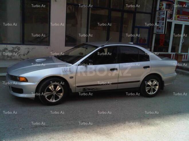 Mitsubishi Galant 2001, 240,000 km - 2.0 l - Bakı