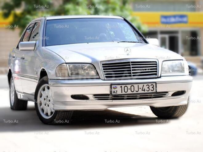Mercedes C 220 1999, 41,100 km - 2.2 l - Bakı