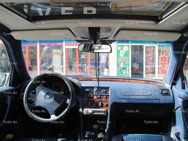 Mercedes C 220 1999, 41,100 km - 2.2 l - Bakı