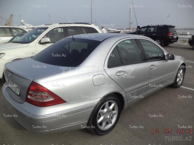 Mercedes C 320 2000, 158,000 km - 3.2 л - Bakı