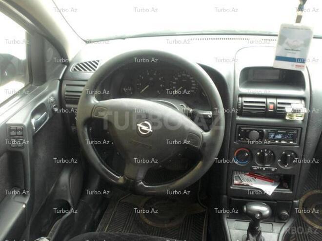 Opel Astra 2000, 180,000 km - 1.8 л - Bakı