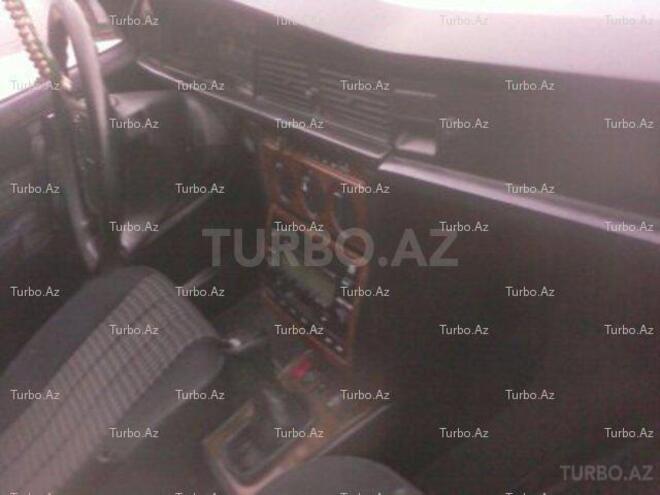 Mercedes 190 1993, 215,000 km - 2.0 l - Bakı
