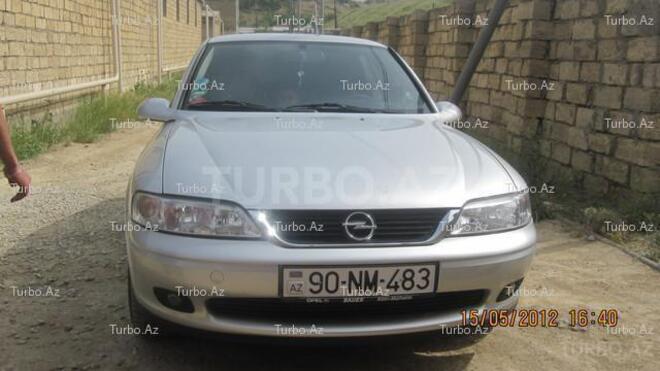Opel Vectra 1999, 165,000 km - 1.6 l - Bakı