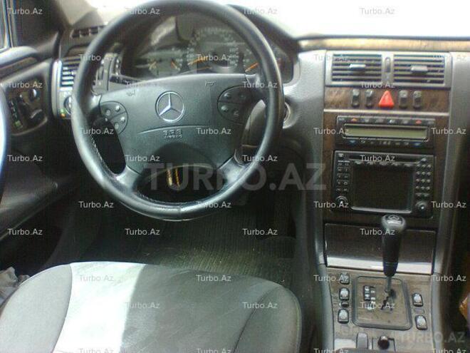 Mercedes E 280 2000, 230,000 km - 2.8 l - Bakı