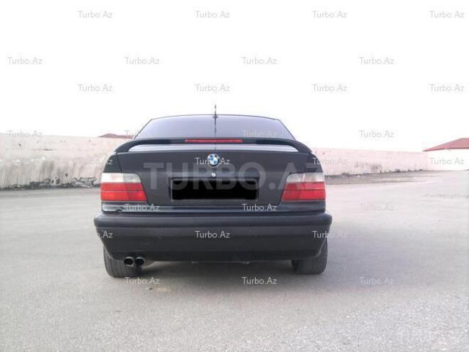 BMW 325 1993, 300,000 km - 2.5 l - Bakı