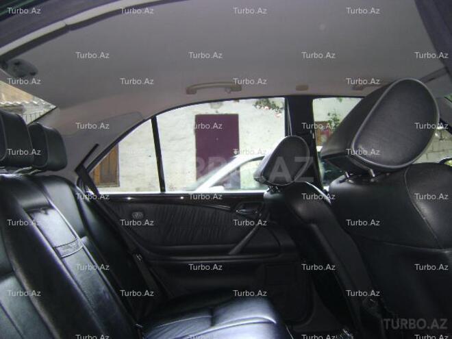 Mercedes E 240 2000, 167,000 km - 2.6 l - Bakı