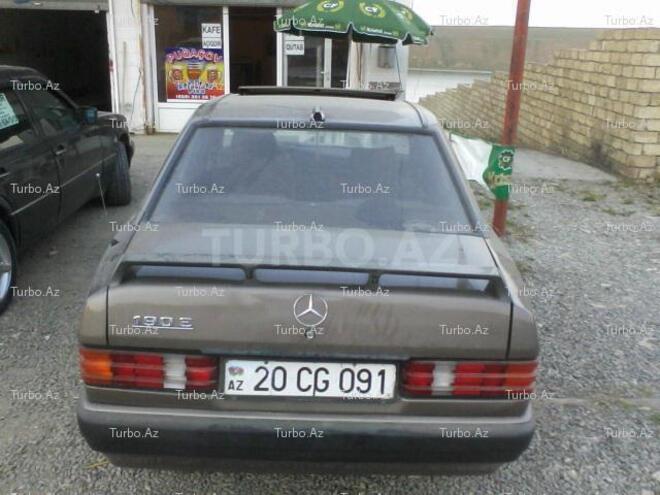 Mercedes 190 1990, 279,177 km - 2.6 l - Bakı