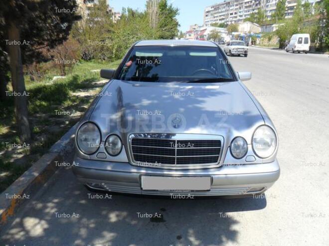 Mercedes E 240 1999, 173,124 km - 2.4 l - Bakı