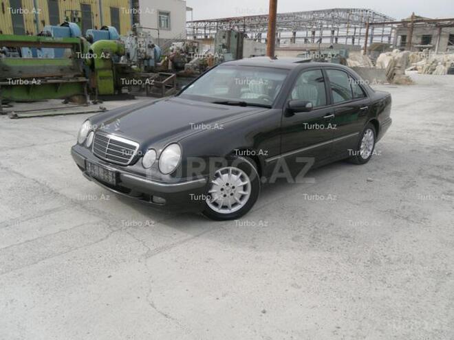 Mercedes E 240 2001, 205,000 km - 2.6 л - Bakı