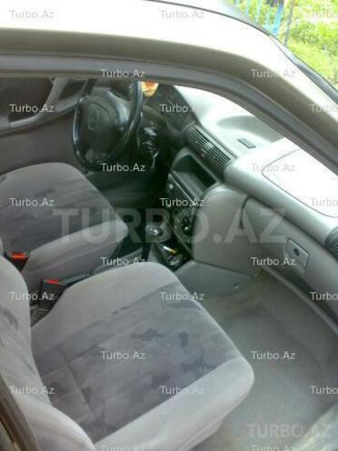 Opel Astra 1996, 221,261 km - 1.6 л - Bakı